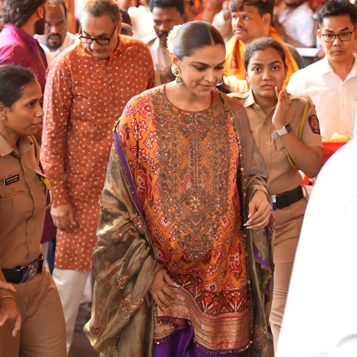 दीपिका पादुकोण 
