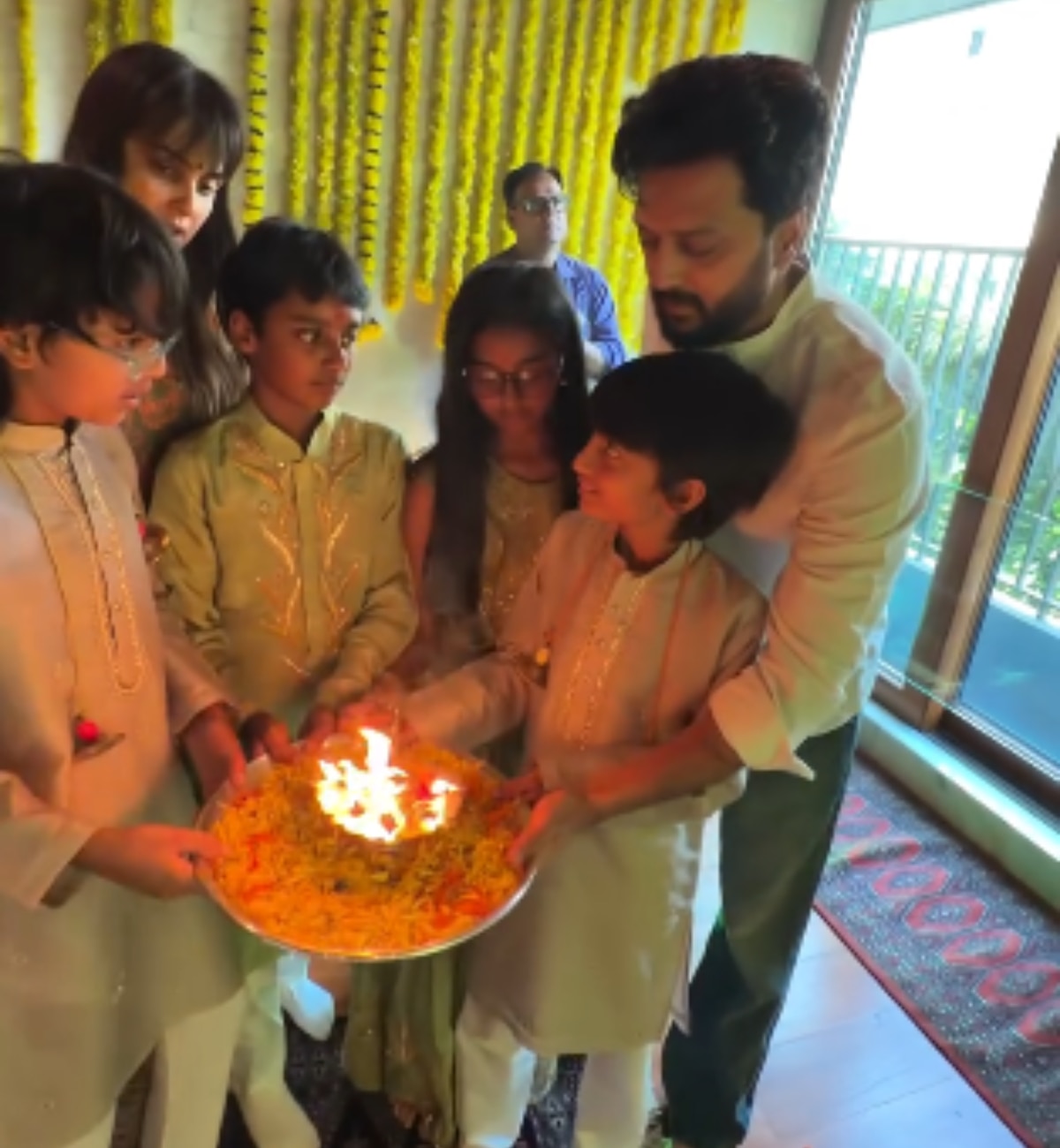 Riteish Deshmukh and Genelia Ganpati Bappa