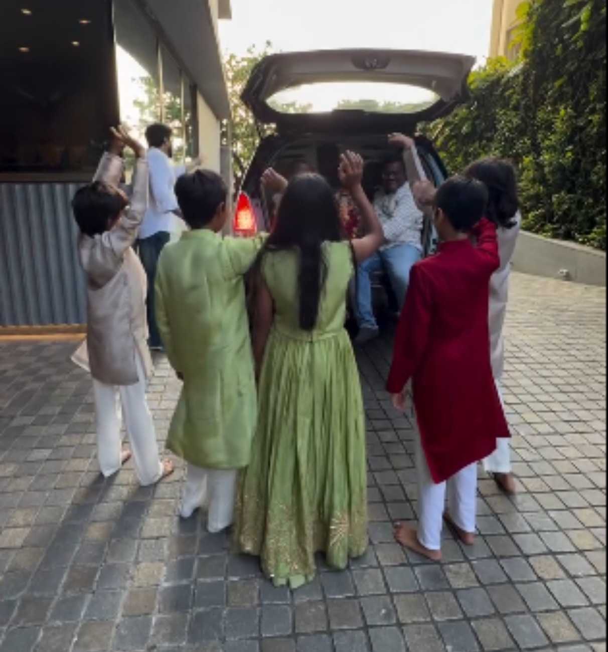 Riteish Deshmukh and Genelia Ganpati Bappa