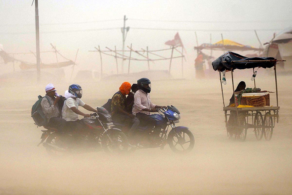 Atmospheric Dust Decline
