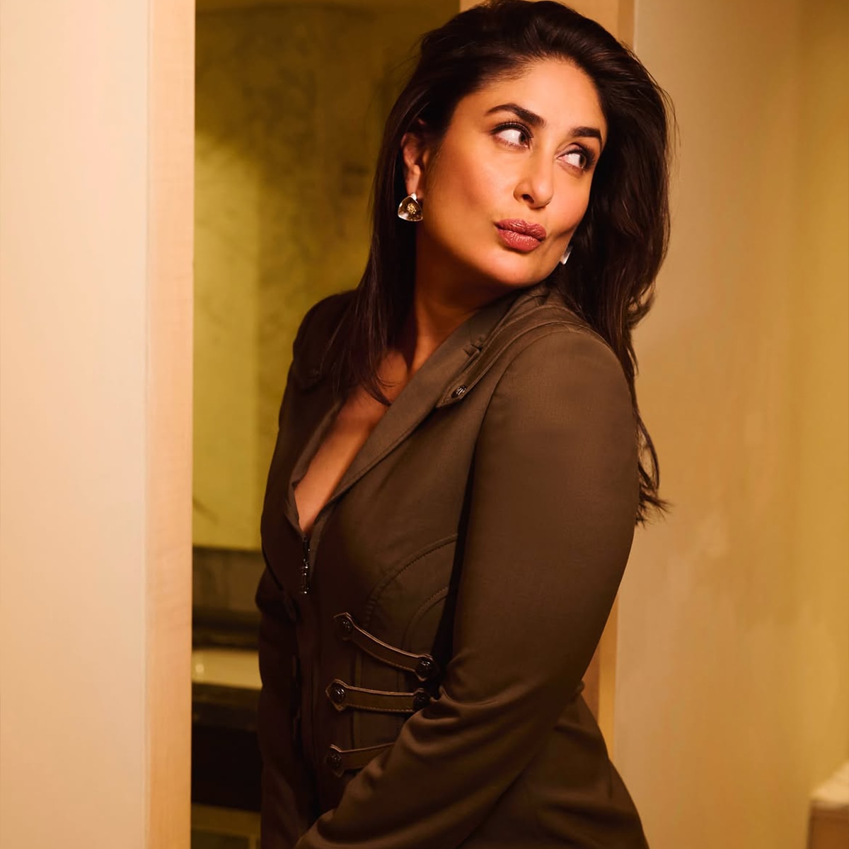 दायरा ट्रेलर लॉन्च के लिए करीना कपूर खान (Photo: Instagram/@kareenakapoorkhan)