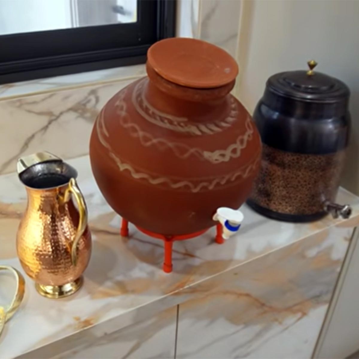 कुमार विश्वास का आलीशान बंगला