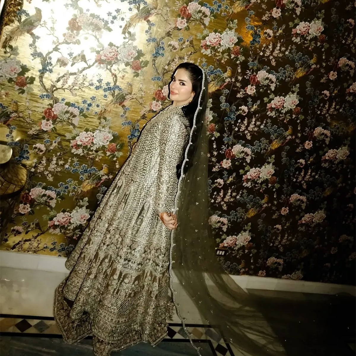 nawaz sharif granddaughter mahnoor safdar royal wedding