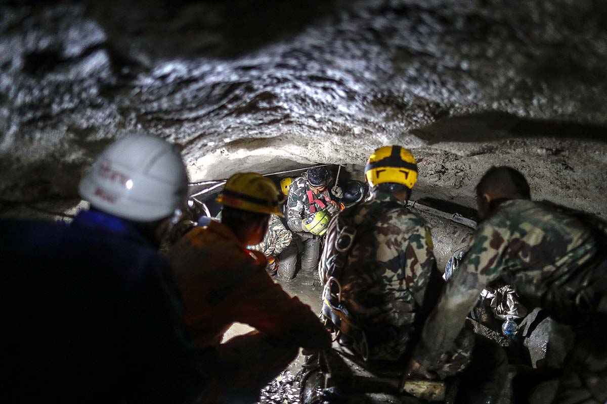 Nepal Tunnel Maze