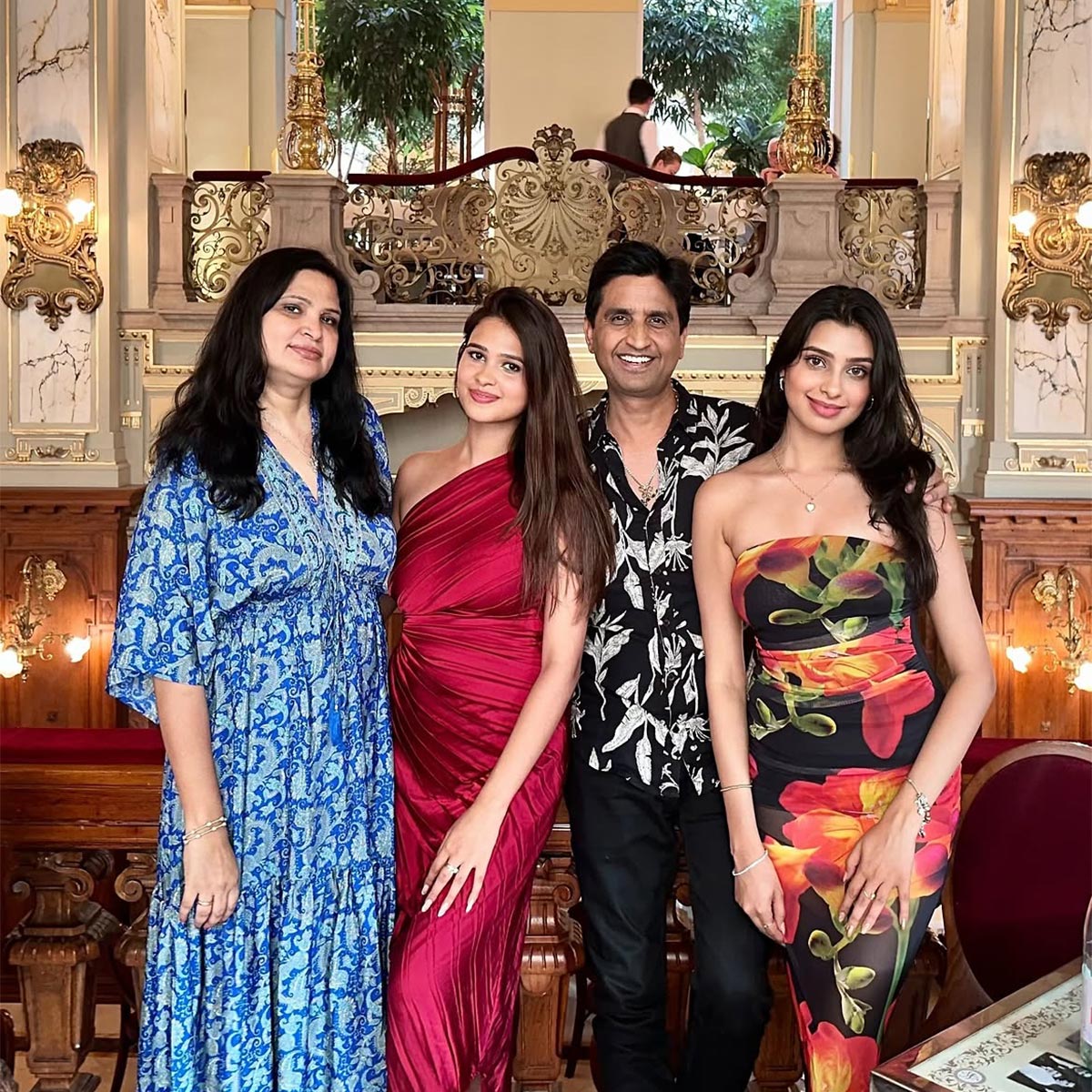 ramayana kumar vishwas wife profile