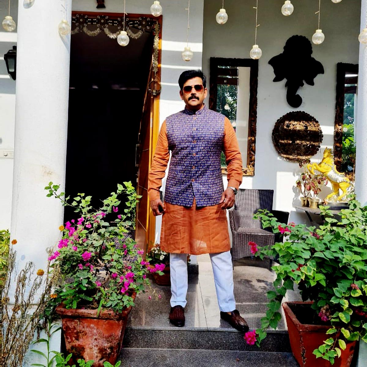 ravi kishan lavish gorakhpur bungalow inside photos 
