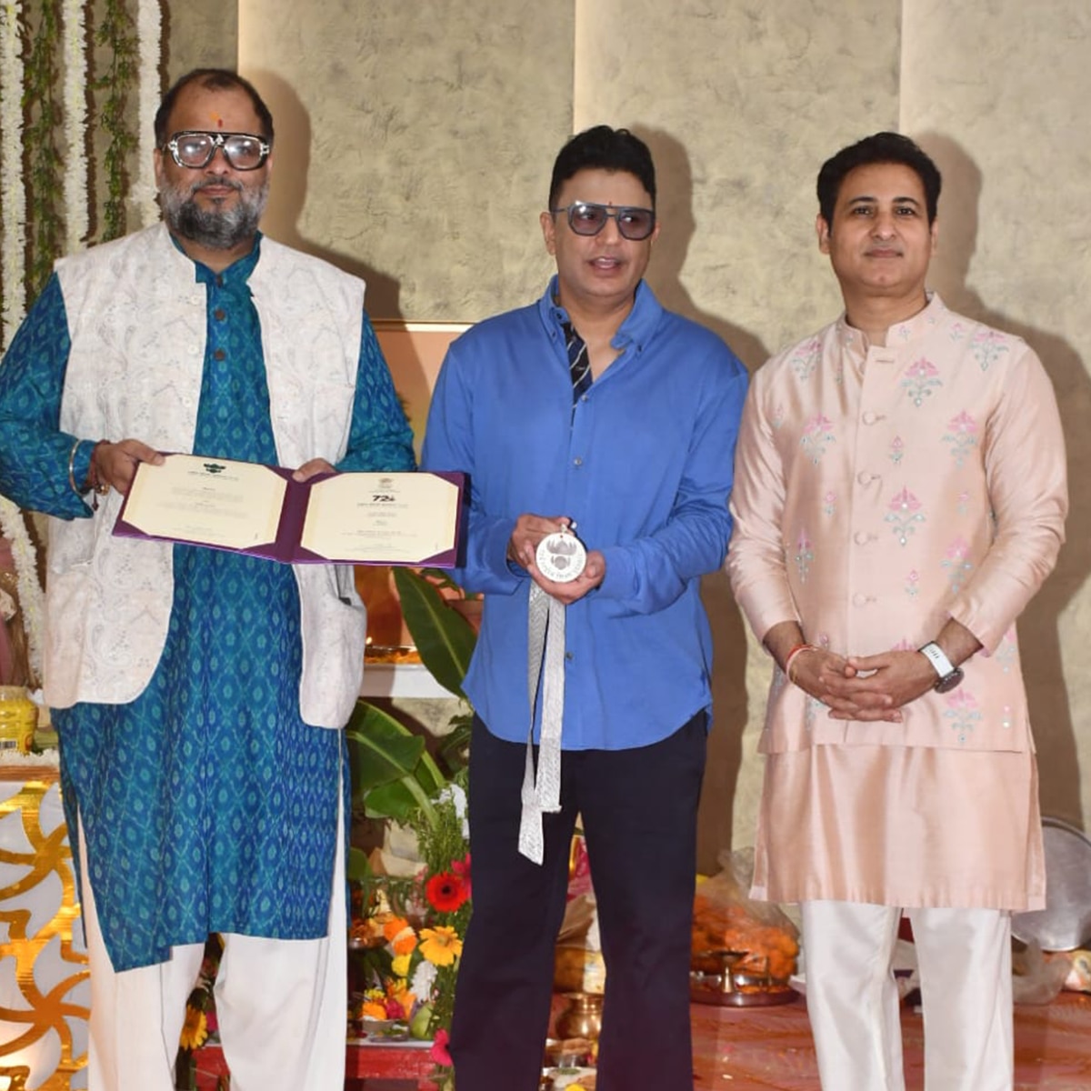 टी-सीरीज ऑफिस में पूजा