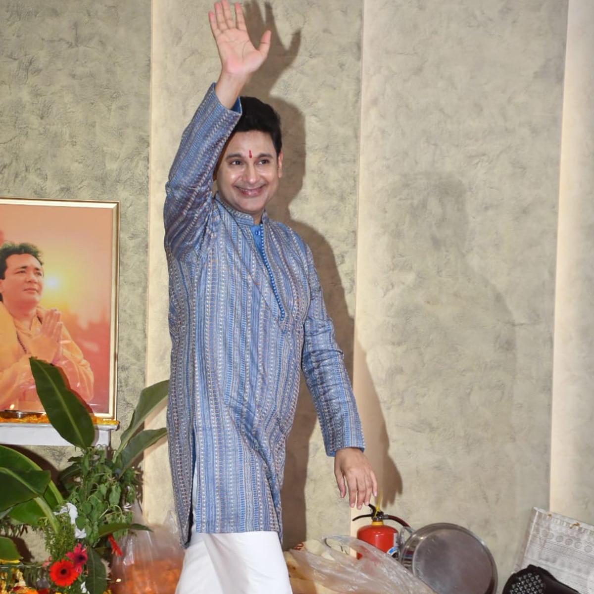  टी-सीरीज के ऑफिस में सत्यनारायण पूजा 