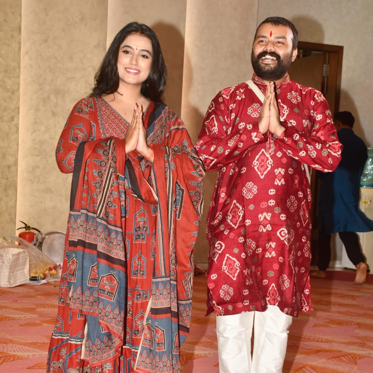  टी-सीरीज के ऑफिस में सत्यनारायण पूजा 
