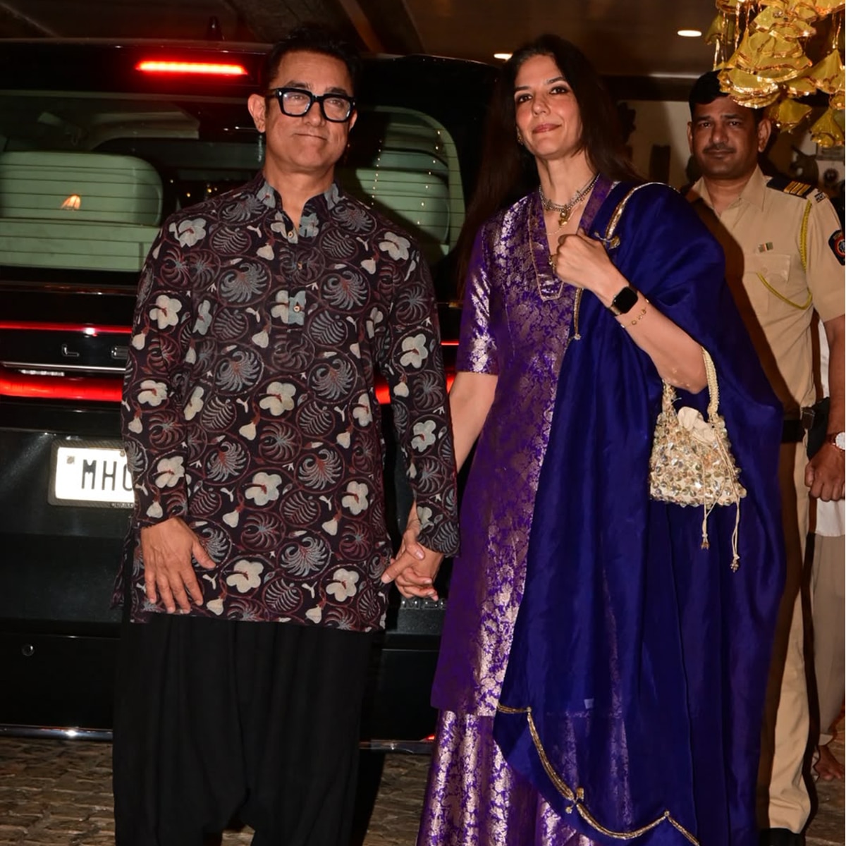 aamir khan gauri spratt performed karwa chauth pooja