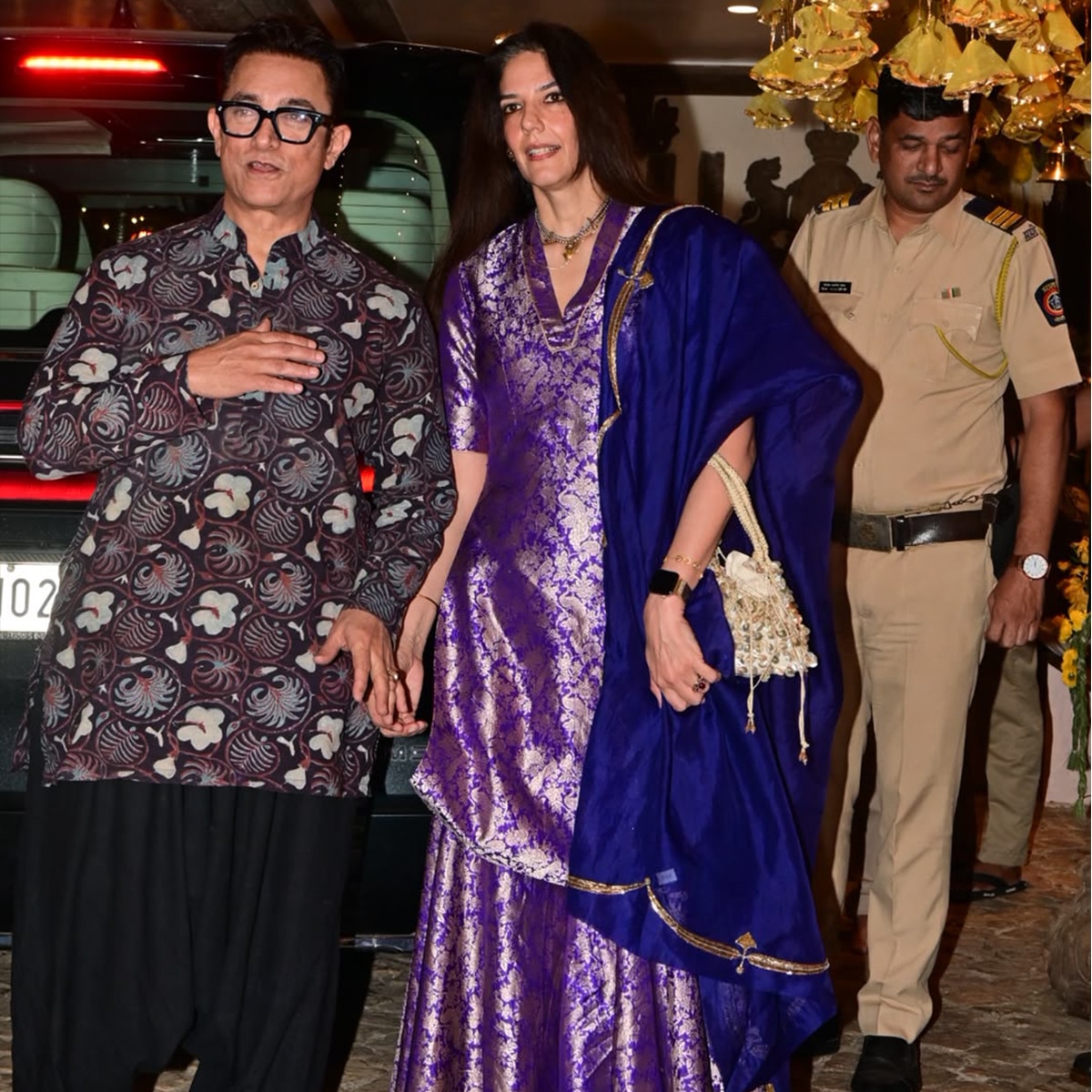 aamir khan gauri spratt performed karwa chauth pooja