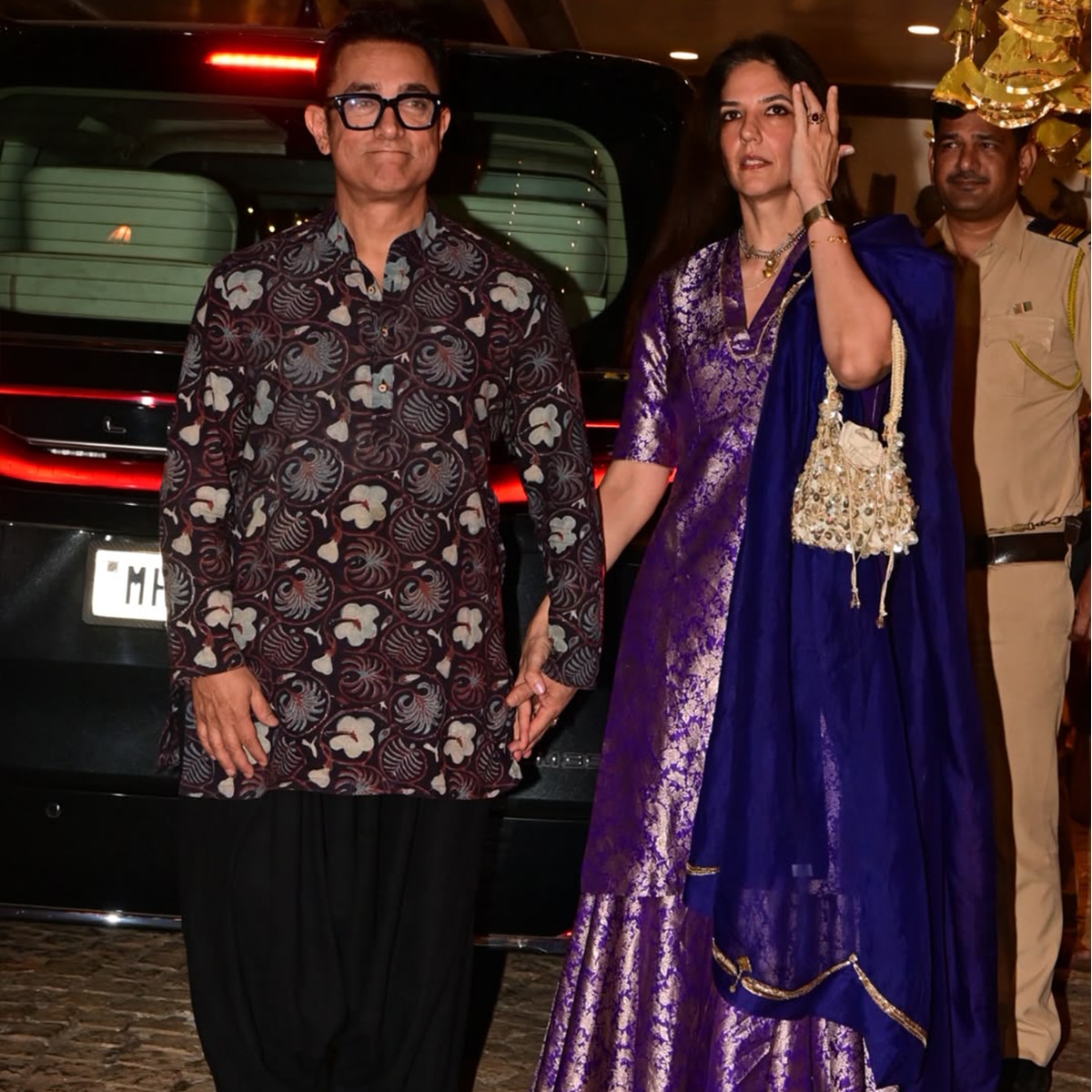 aamir khan gauri spratt performed karwa chauth pooja
