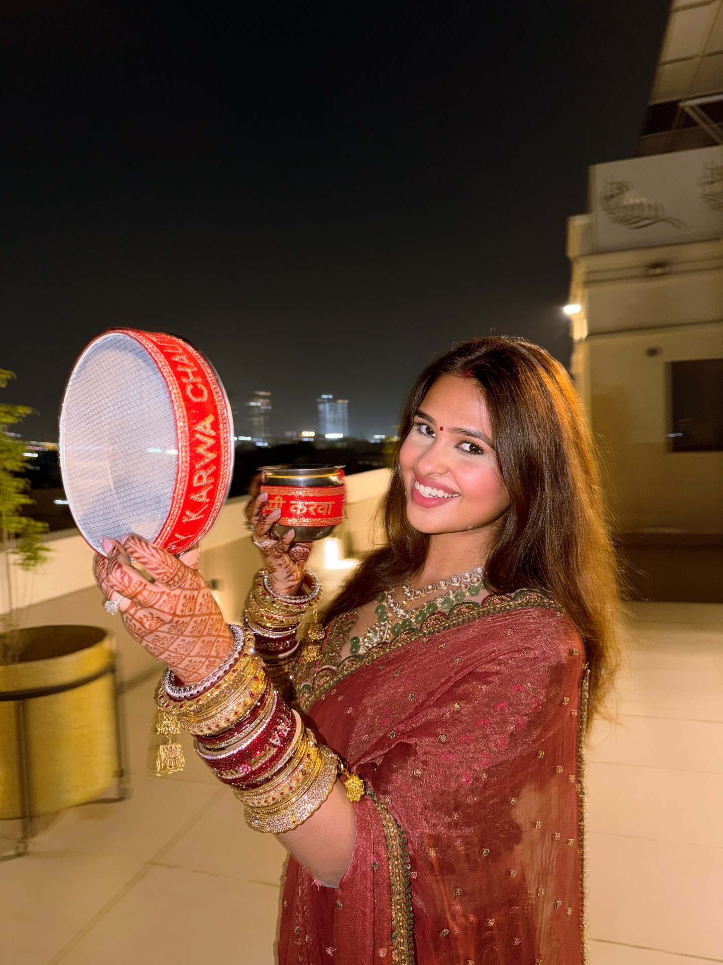 Agrata Sharma Karwa Chauth Mehndi  (PHOTO: Instagram@agratasharmma)