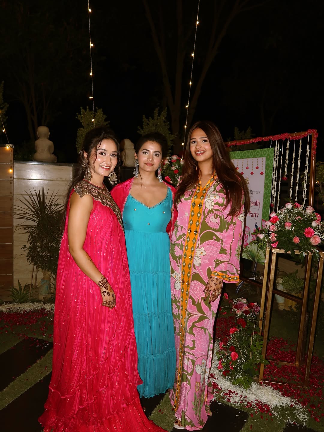 Agrata Sharma Karwa Chauth Mehndi  (PHOTO: Instagram@agratasharmma)