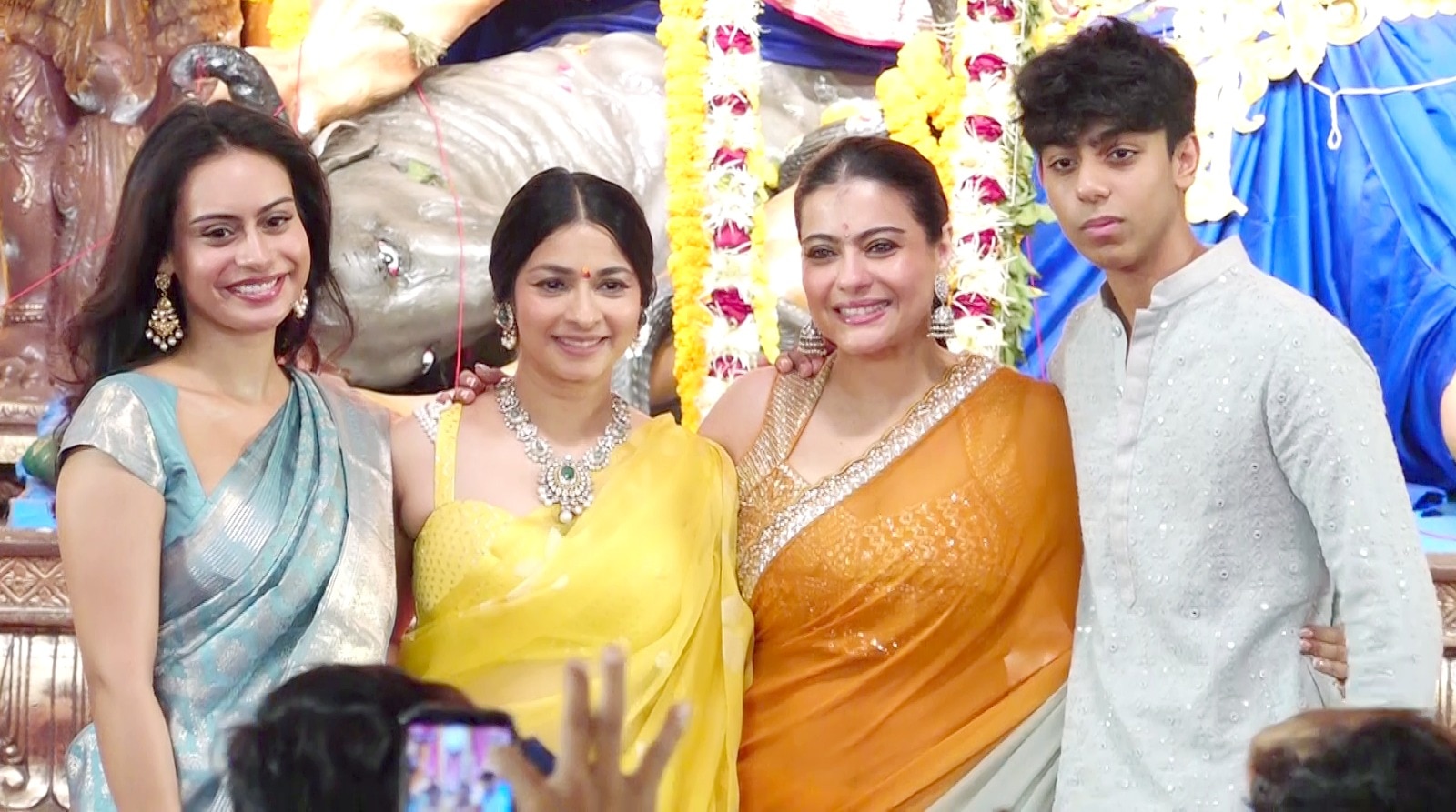 durga puja 2026 kajol jaya bachchan