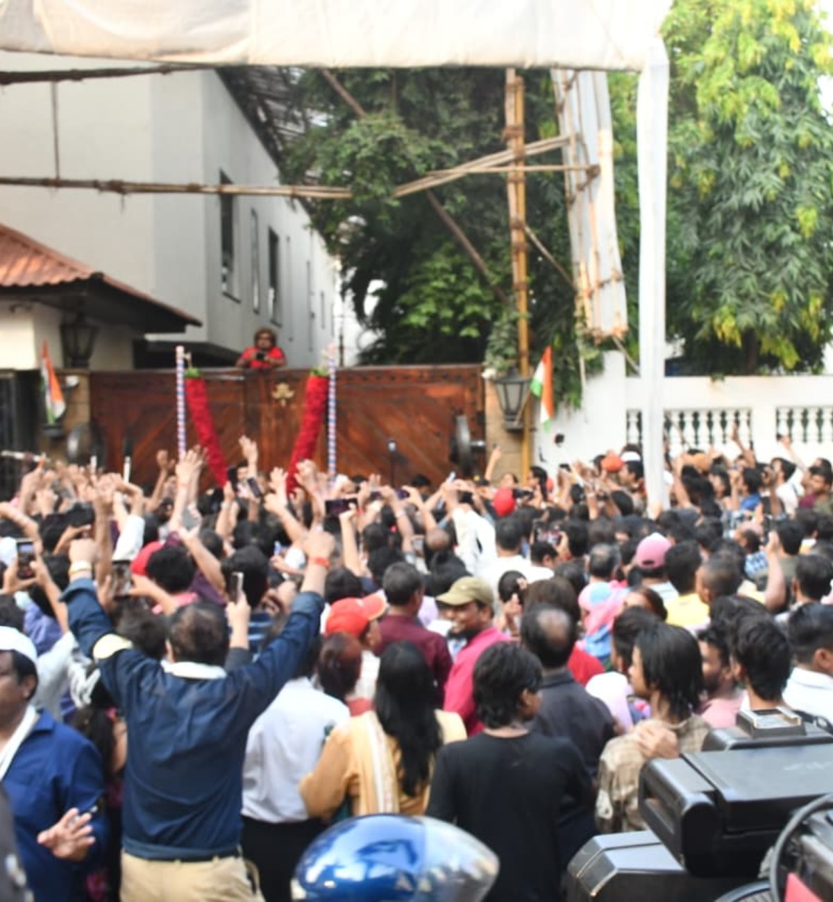 Amitabh Bachchan birthday Jalsa