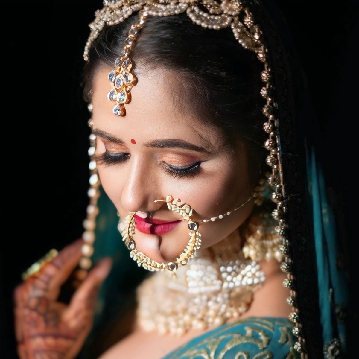 अंजलि राघव 