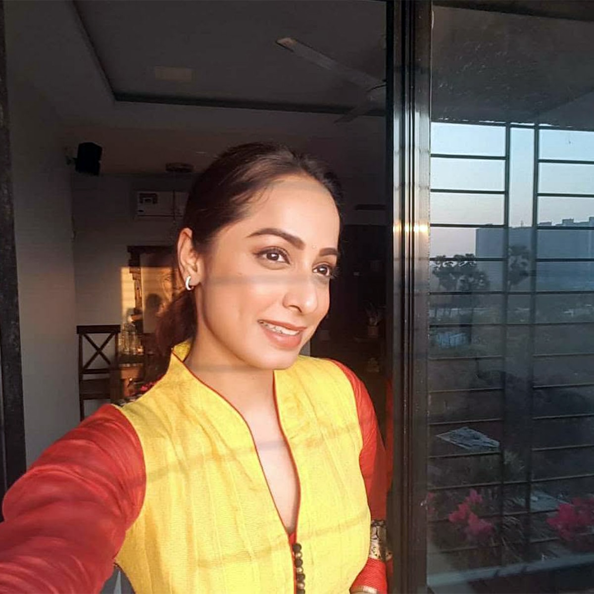 CID एक्ट्रेस अंशा सैयद