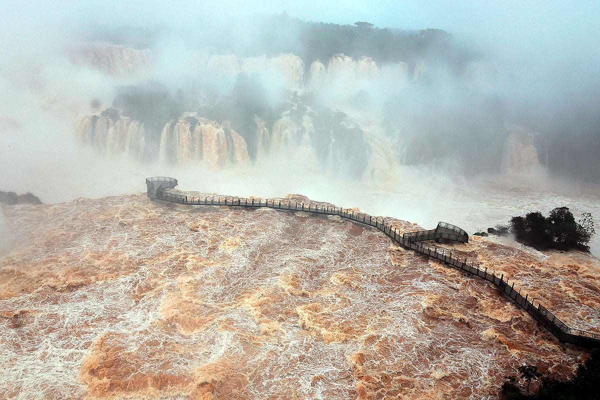 argentina iguazu falls