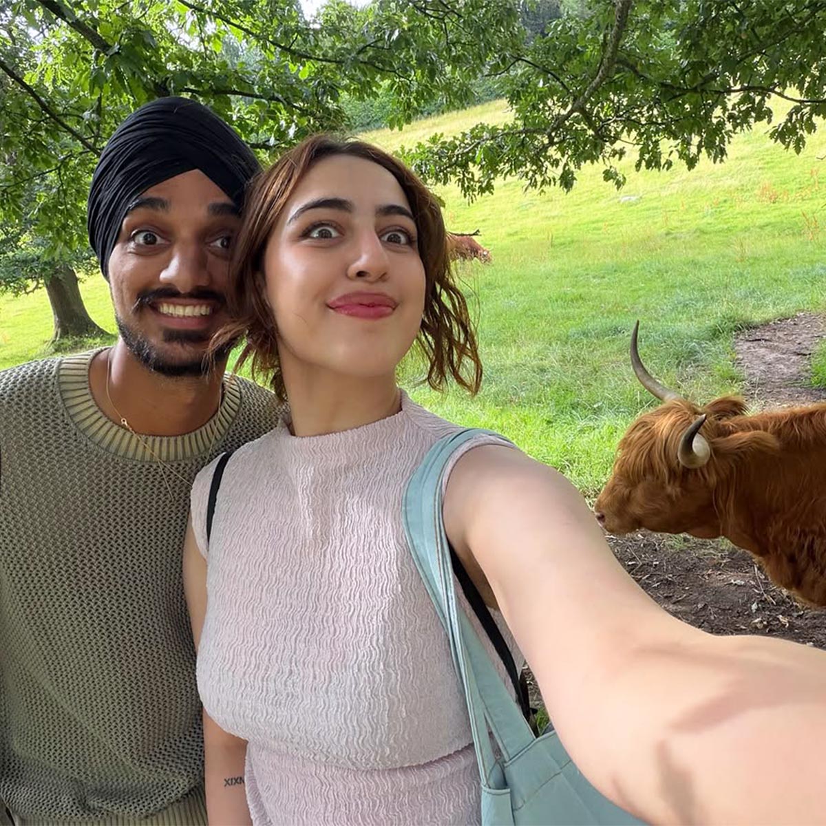 arshdeep singh shares romantic photos with samreen kaur
