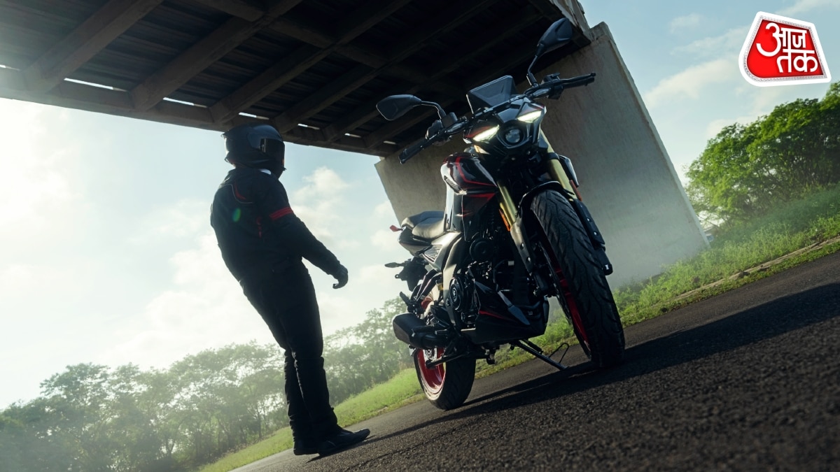 Bajaj Pulsar N250SS