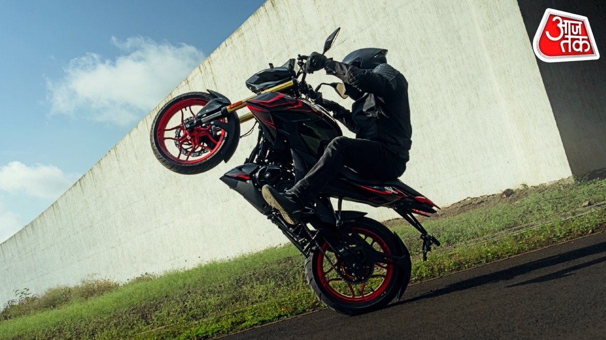 Bajaj Pulsar N250SS
