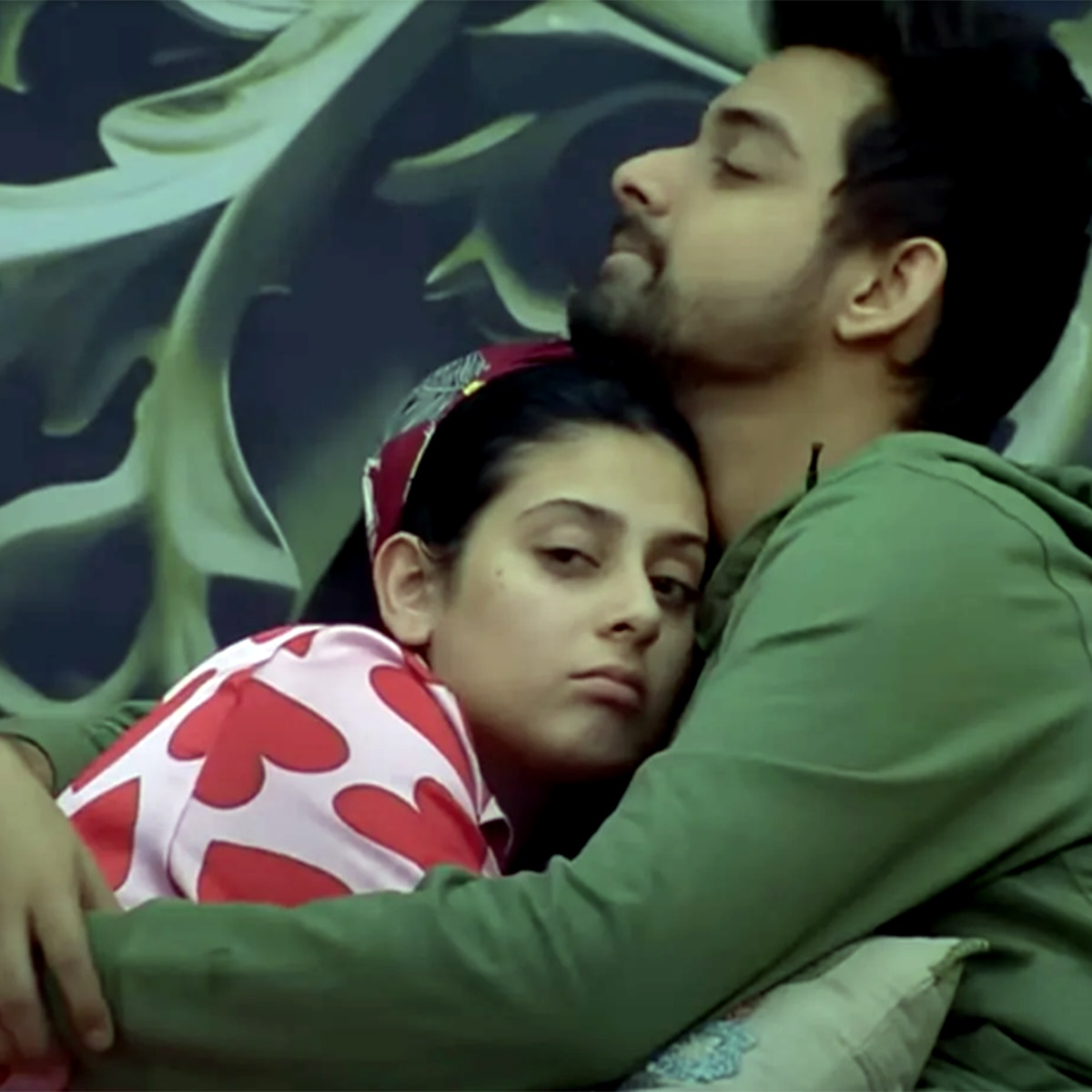 bigg boss romance