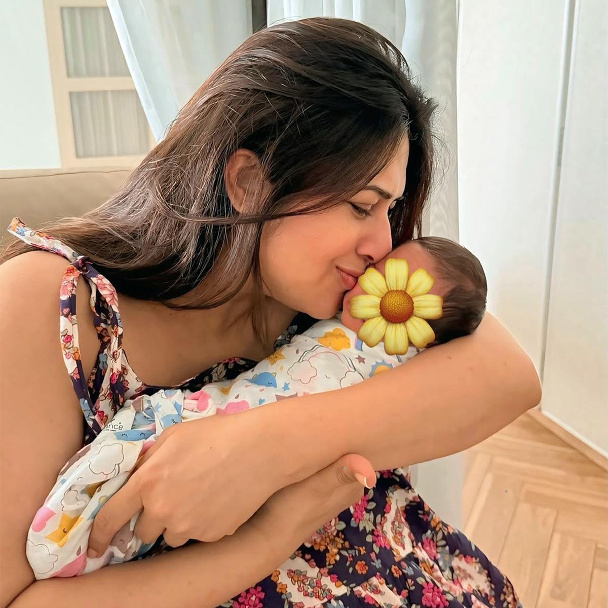divyanka tripathi twins first photos