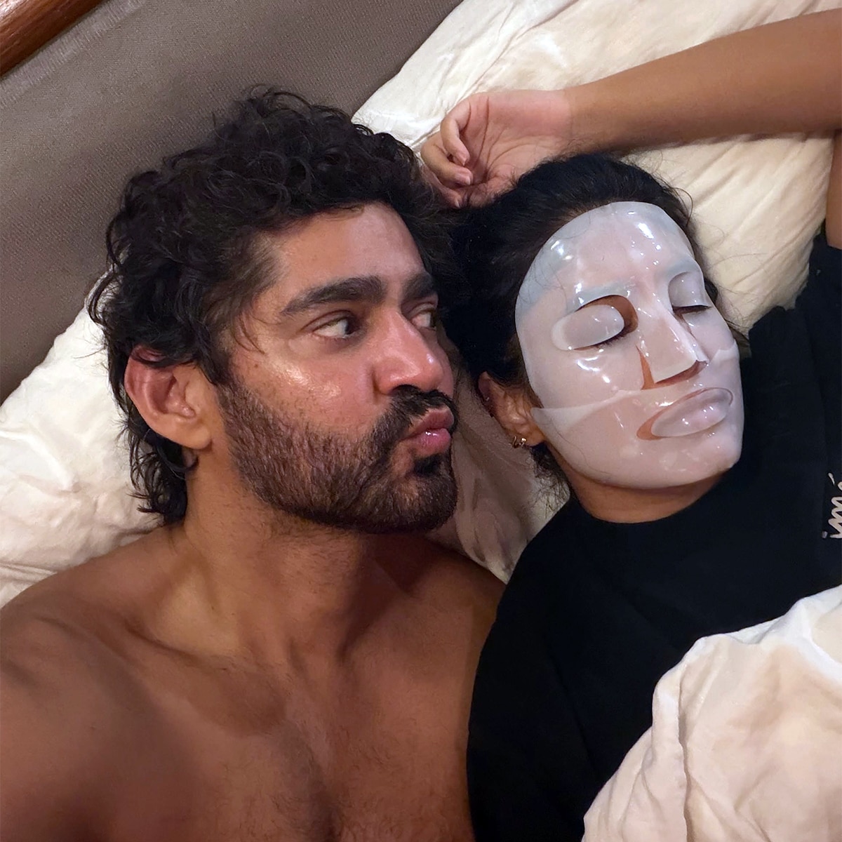 gaurav kapur private bedroom photos with kritika kamra