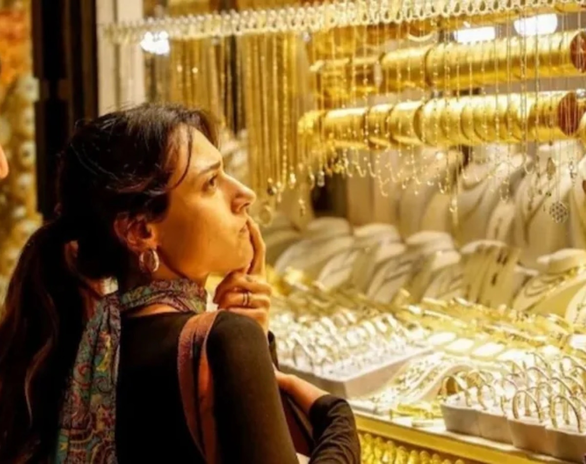 इस महीने Gold Rate में गिरावट
