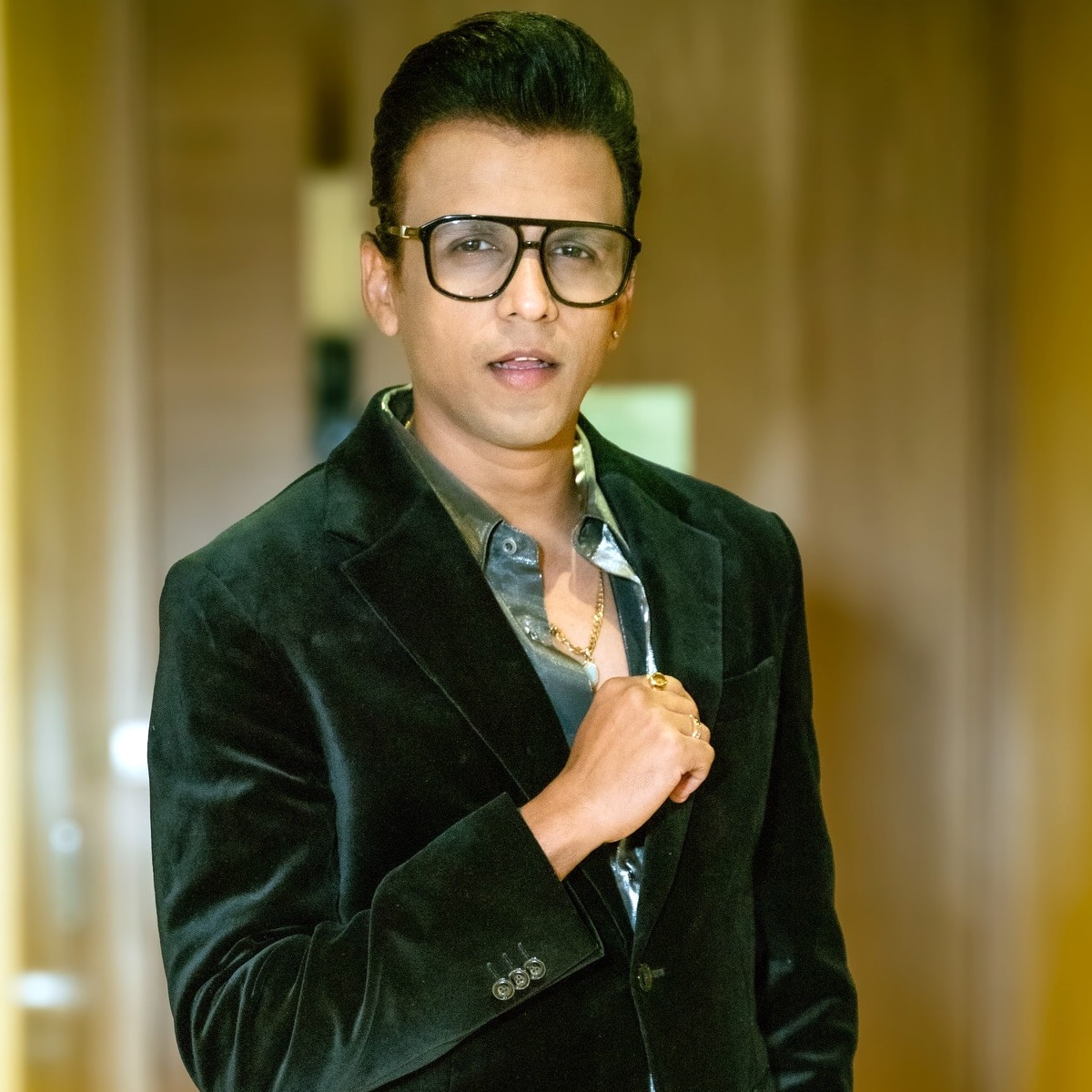  indian idol winner abhijeet sawant struggle