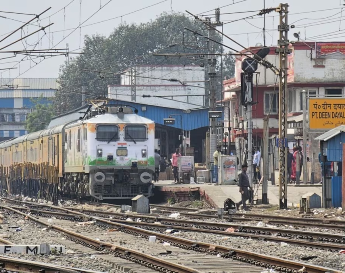 पहले नंबर पर कौन सा स्‍टेशन