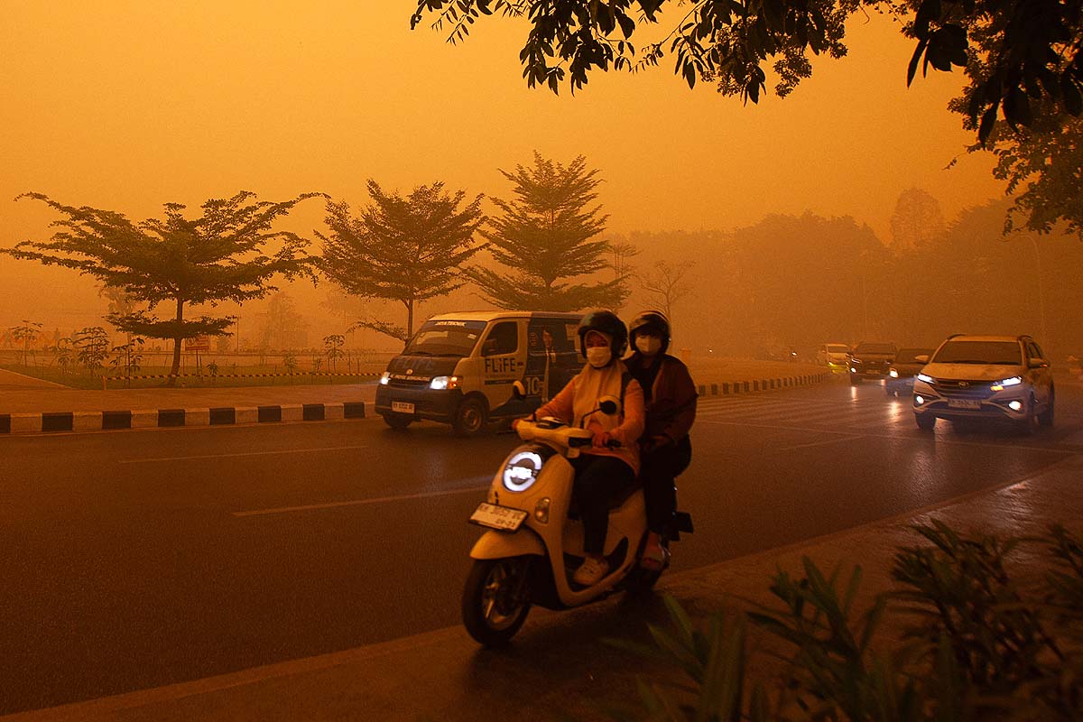 indonesia wildfires yellow sky