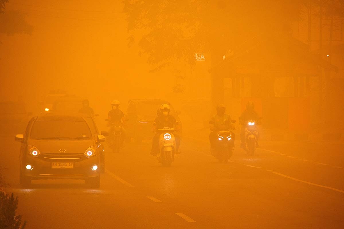 indonesia wildfires yellow sky