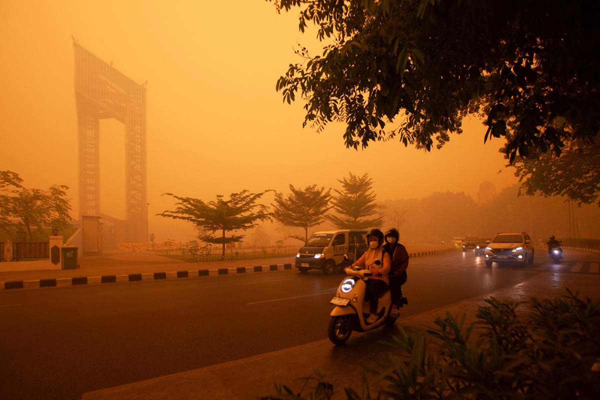 indonesia wildfires yellow sky