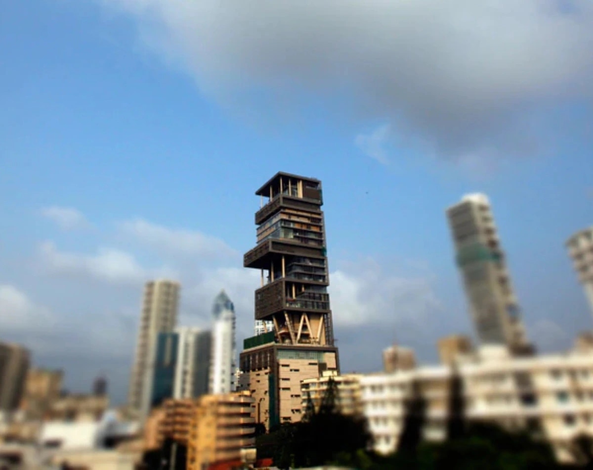 27 मंजिला एंटीलिया, कीमत-15000Cr