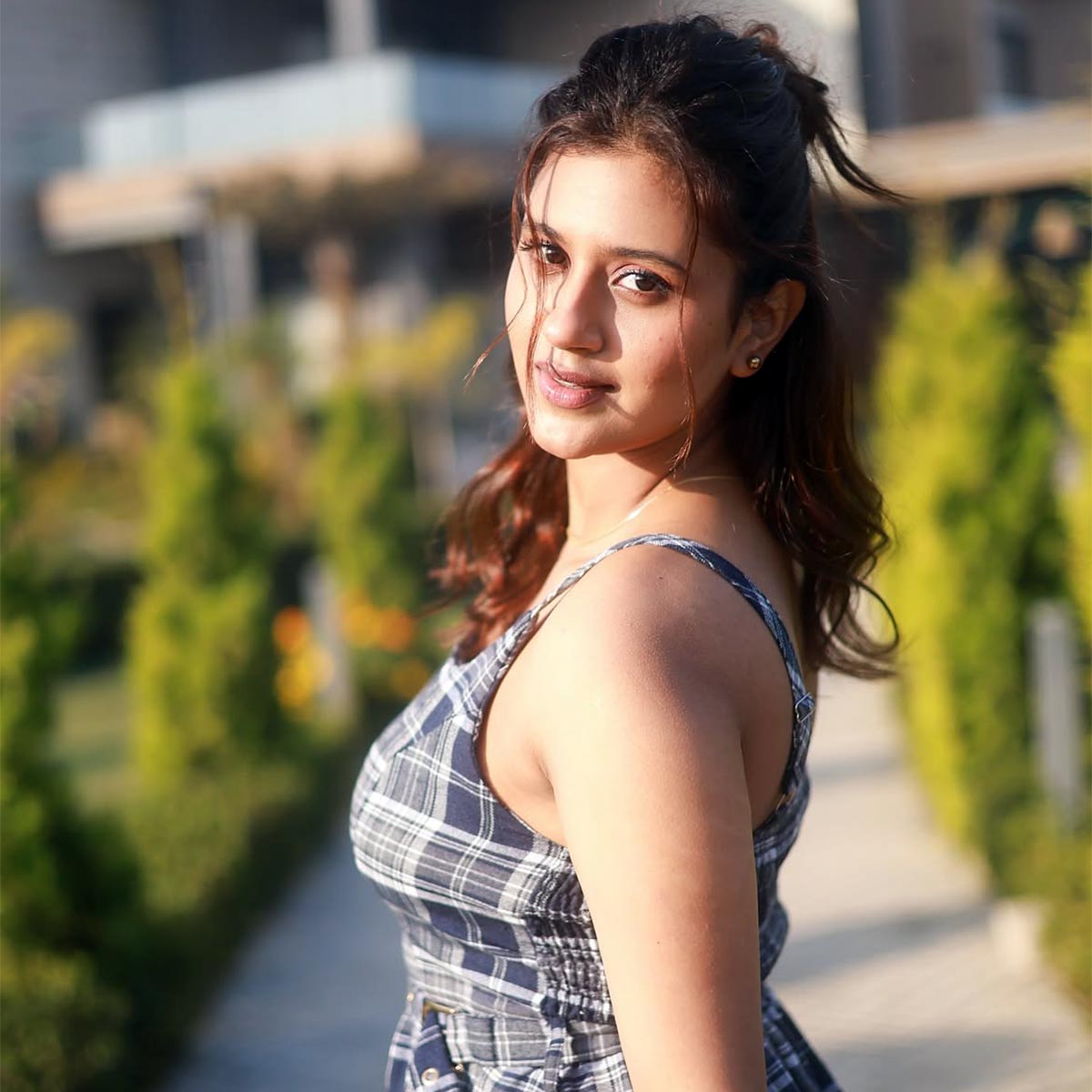 kacha badam girl anjali arora on leaked mms
