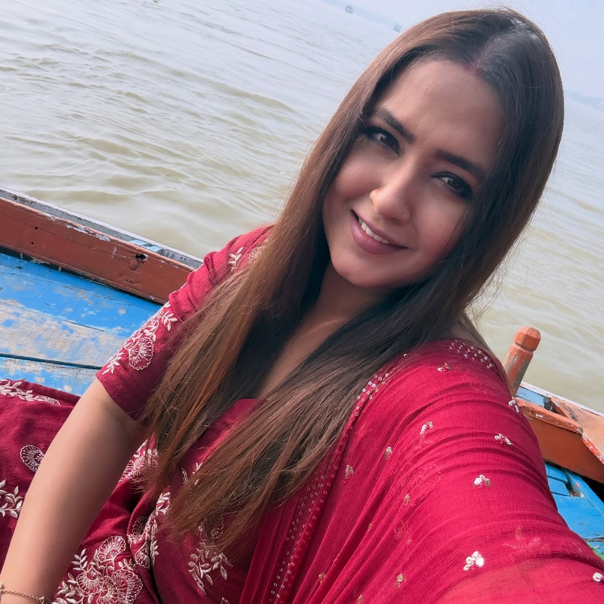  काजल राघवानी