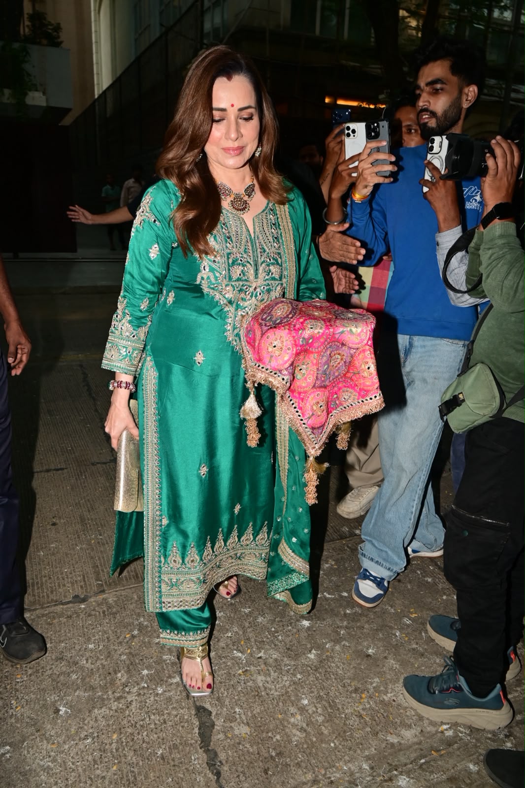 karwa chauth 2026 anil kapoor house celebration