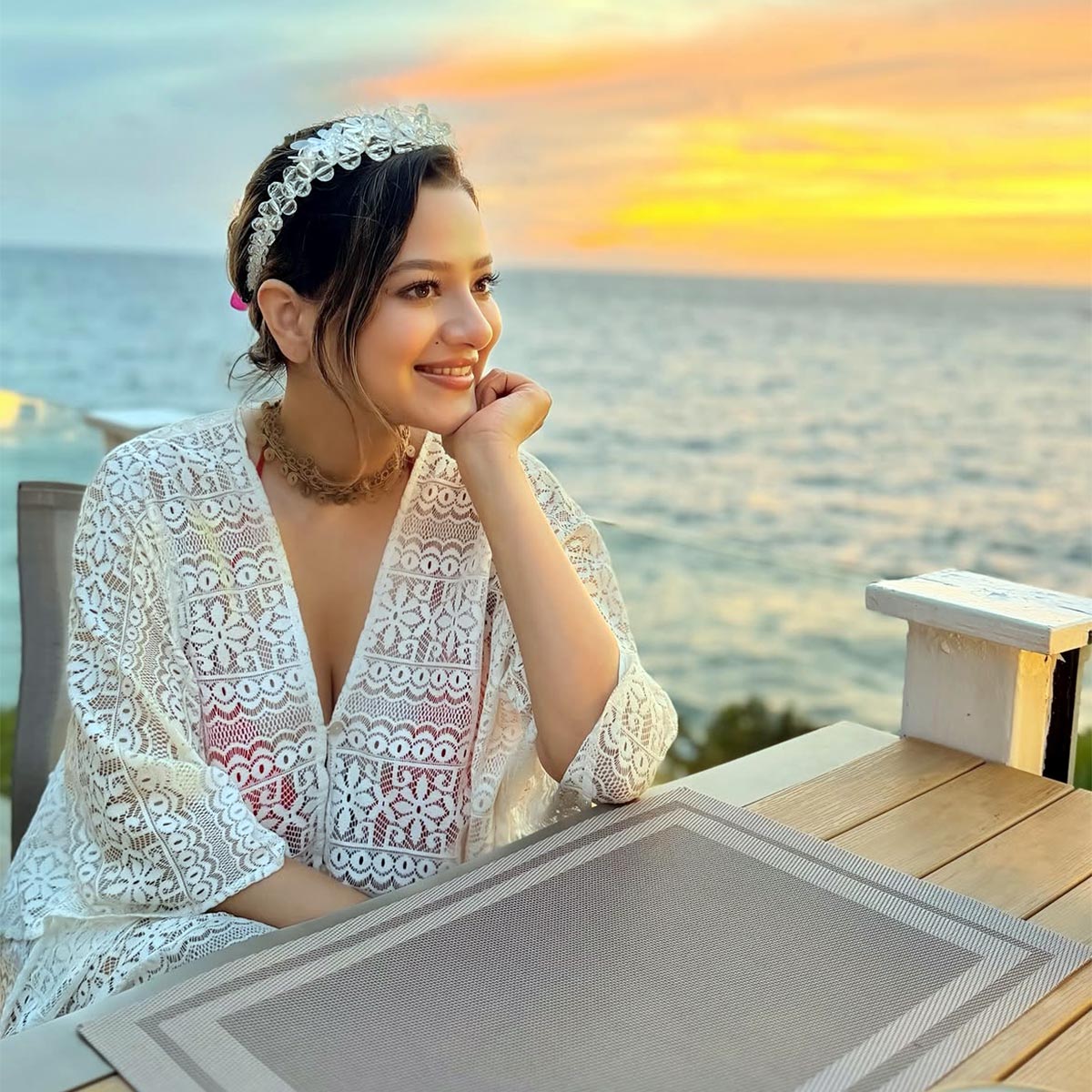 madalsa sharma stunned in bikini 