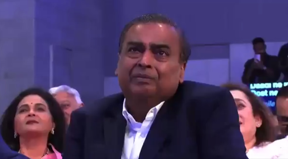 दादा का सपना, दादी का आशीर्वाद, मां के संस्कार