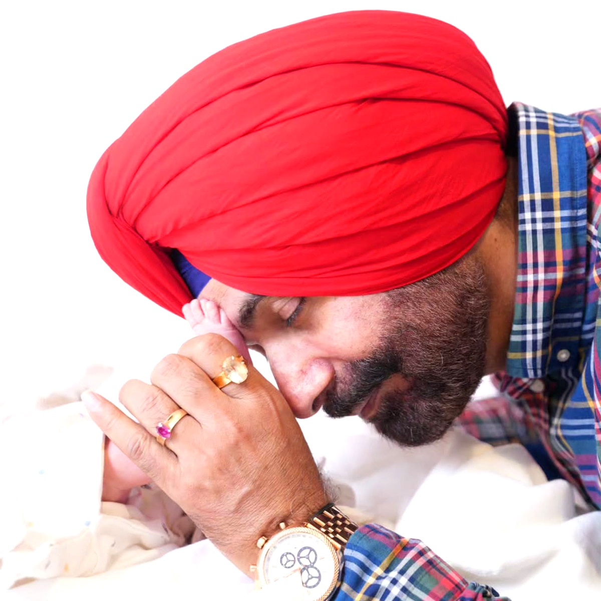 navjot singh sidhu cries with granddaughter arya