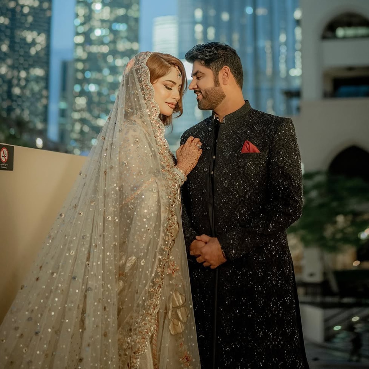 Neelam Muneer married to dubai based millionaire