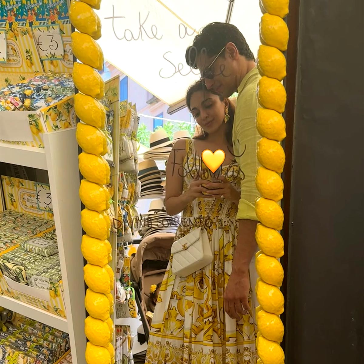 pregnant kiara advani babymoon beach photos