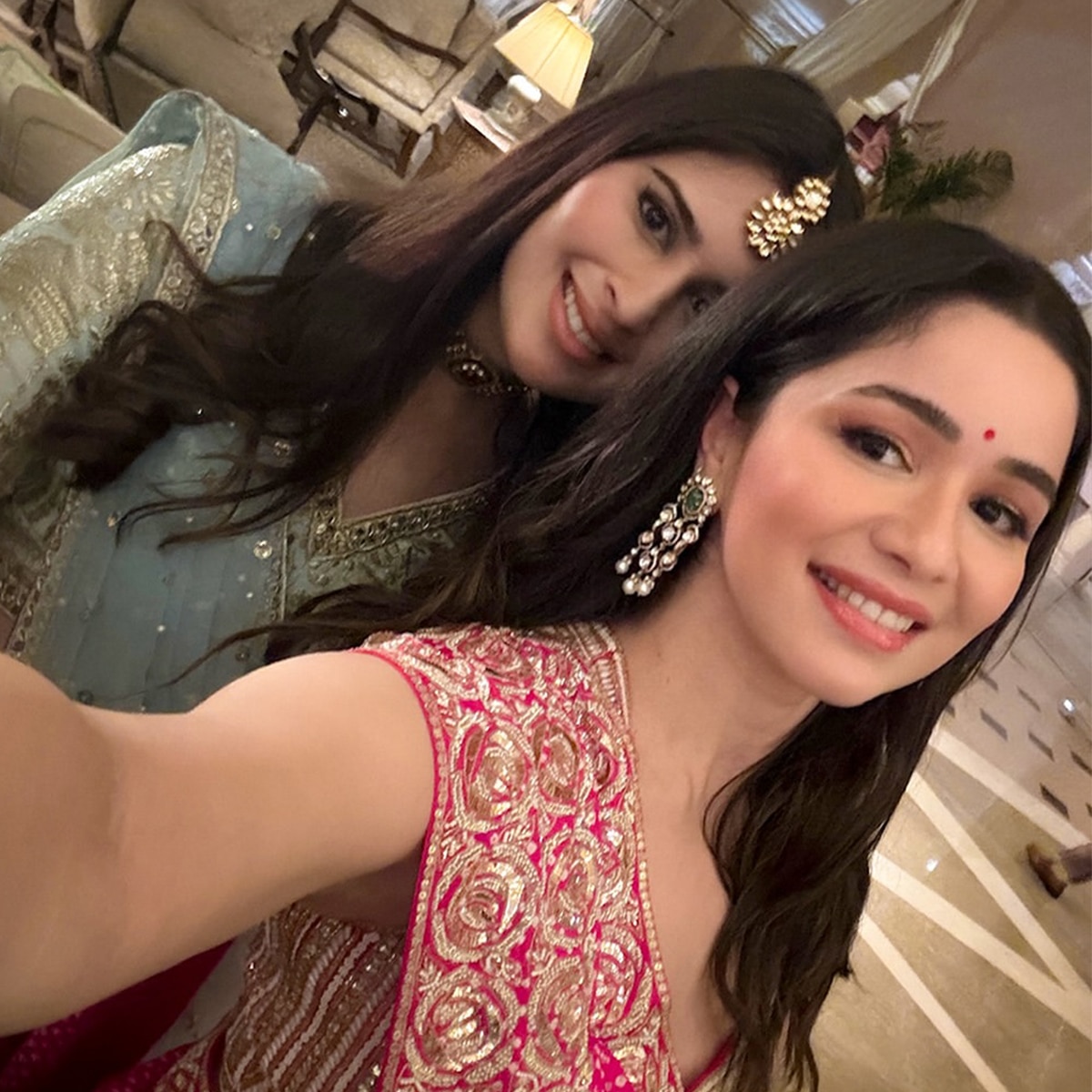 Saaniya Chandhok emotional post for sara Tendulkar