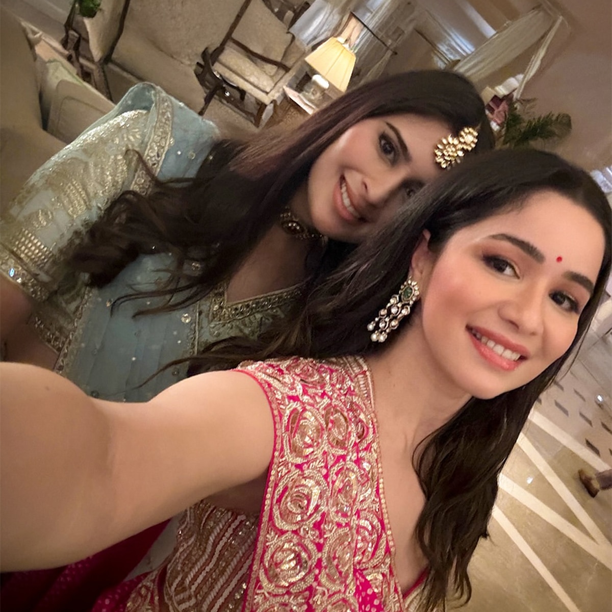 Saaniya Chandhok emotional post for sara Tendulkar