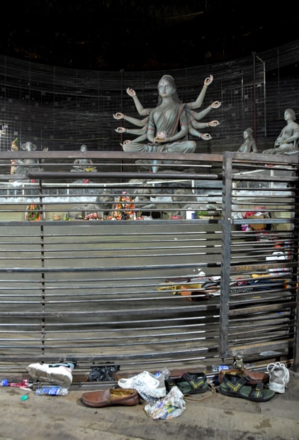 Kolkata Durga Puja accident