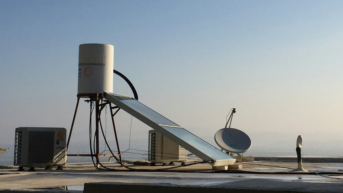 Solar water heater kitne ka hai