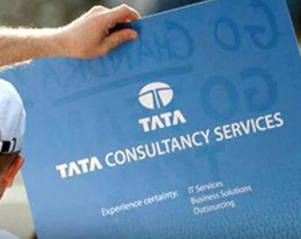 TCS कमाई कराने में सबसे आगे 