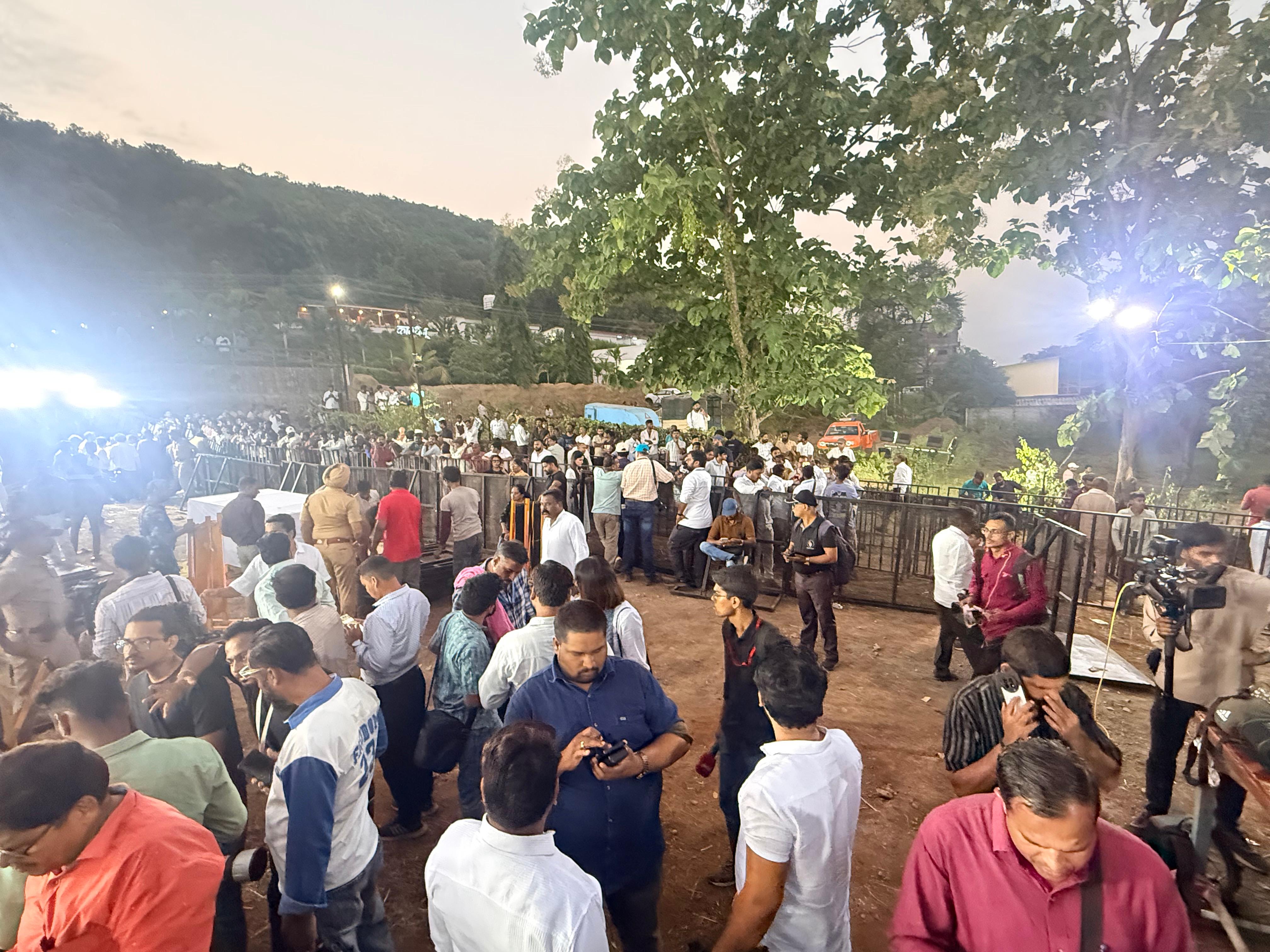 नाना पाटेकर को अंतिम विदाई